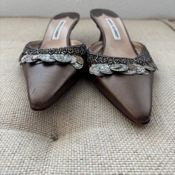 Manolo Blahnik 2000s Silver & Gold Coin Brown Leather Mule Heels - Picture 3 of 13
